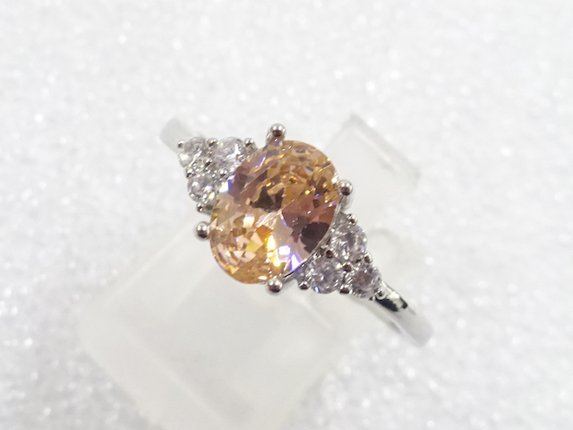 JAPANESE KIMONO / ANTIQUE COLORED STONE RING (SIZE 17)